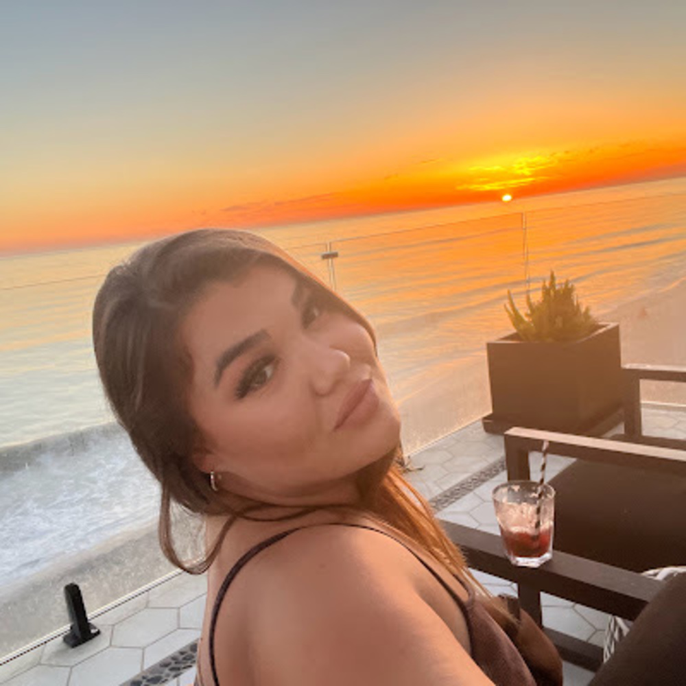 Meet your Posher, Jazmin